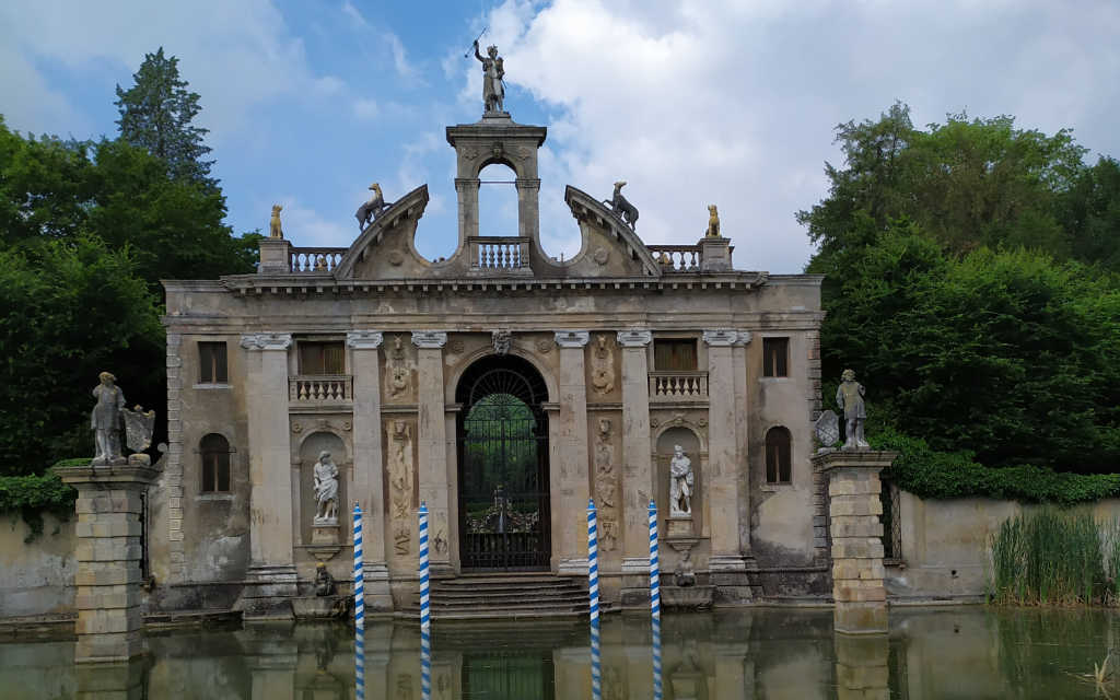 Entrata del giardino di Villa Barbarigo a Valsanzibio