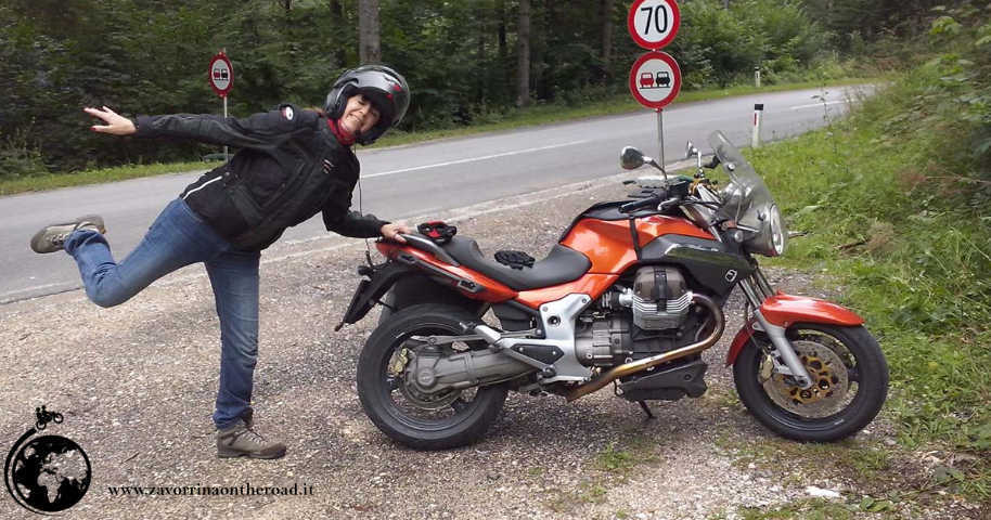 Zavorrina on the road con la Guzzi Breva